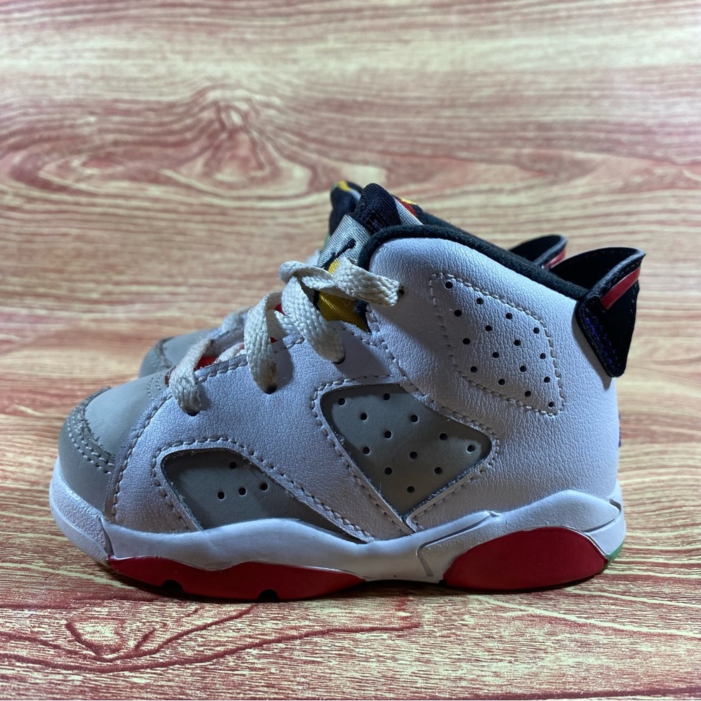 Jordan 6 Retro TD Hare 5C Sneakers